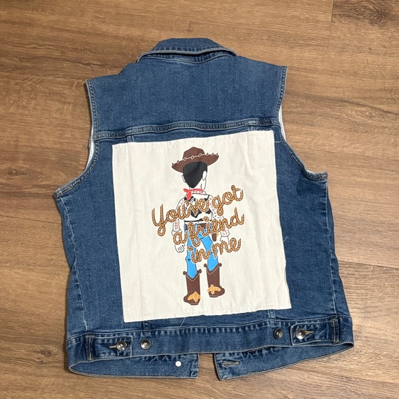Toy Story Disney Blue Denim Vest with Embroidered Patches Size Small - Picture 7 of 10